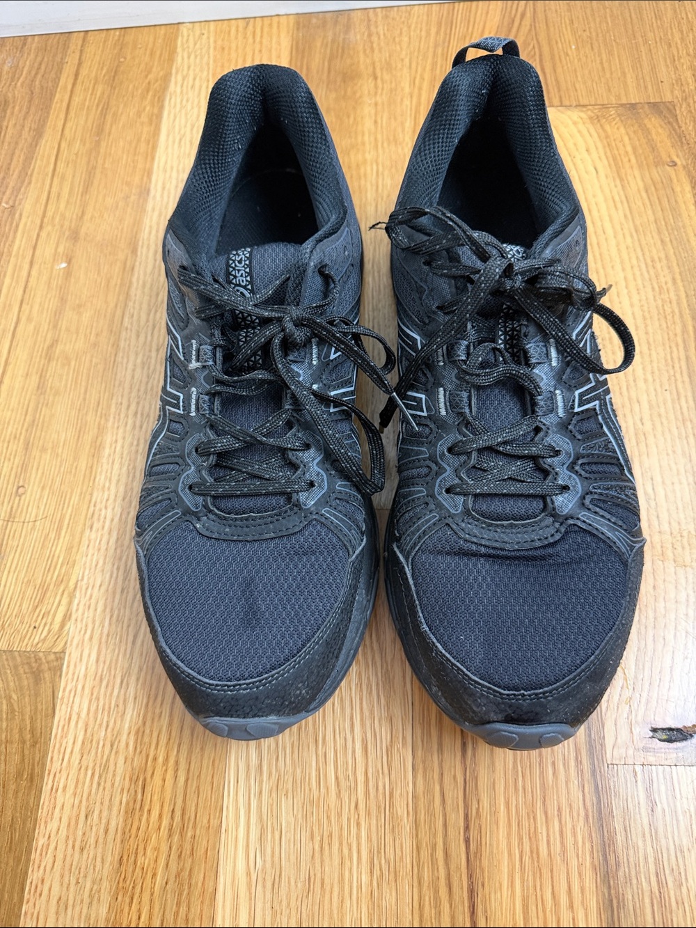 Asics Men's Black Mesh Athletic Sneakers
